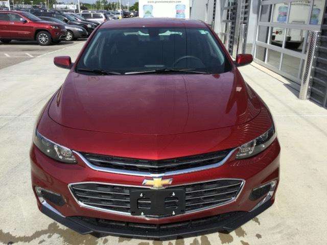2017 Chevrolet Malibu LT 4dr Sedan